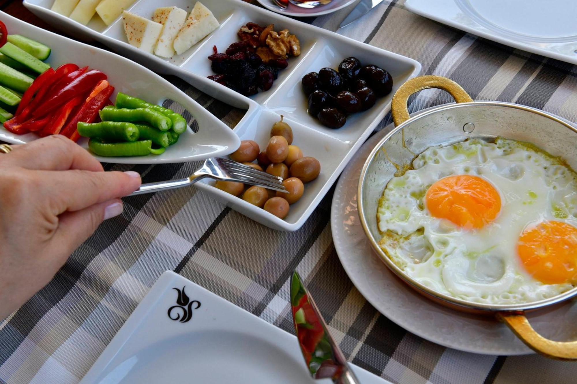 Siyah Lale Cunda 1841 (Adults Only) Hotell Ayvalı Eksteriør bilde